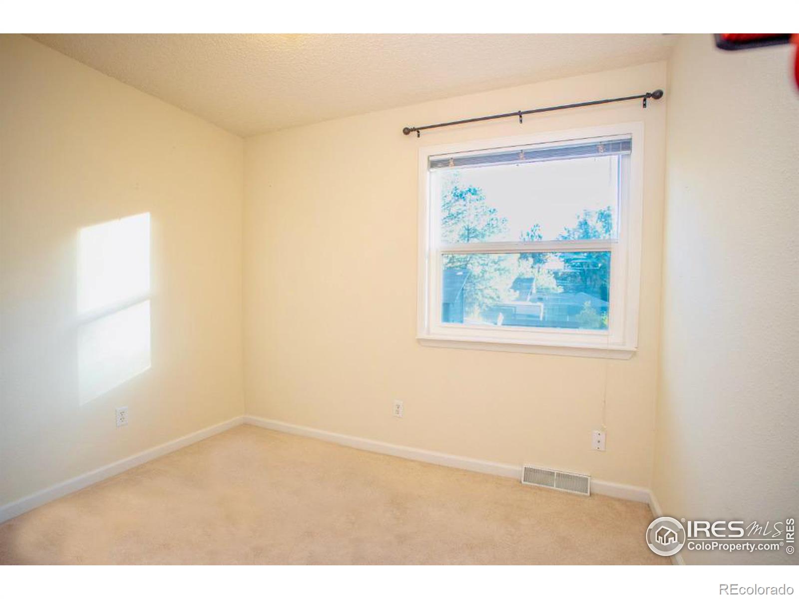 1015 Alta Street, Longmont, CO 80501, 3 Bedrooms Bedrooms, ,2 BathroomsBathrooms,Residential,For Sale,Alta,RECIR1020508