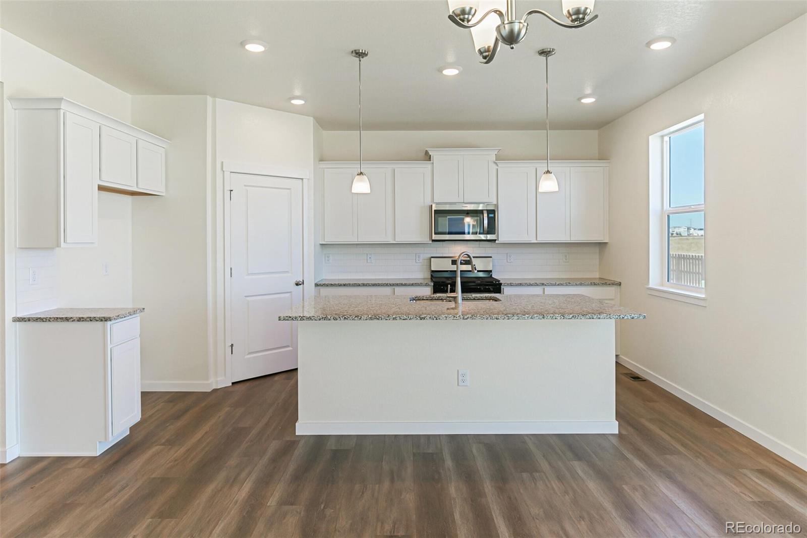 6537 12th Street, Frederick, CO 80530, 4 Bedrooms Bedrooms, ,3 BathroomsBathrooms,Residential,For Sale,12th,REC6430761