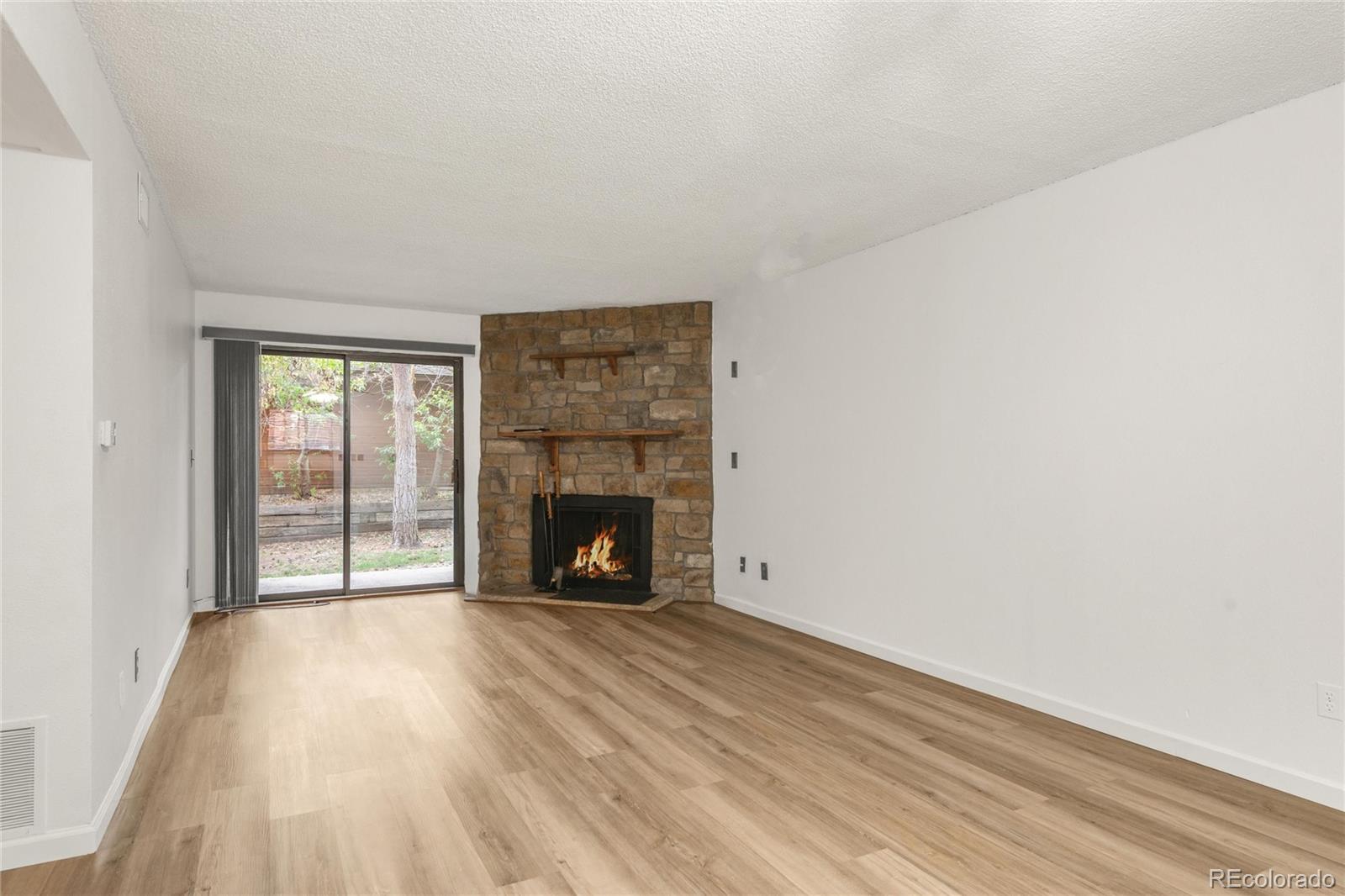 433 Wright Street #105, Lakewood, CO 80228, 2 Bedrooms Bedrooms, ,1 BathroomBathrooms,Residential,For Sale,Telluride,Wright,REC4607248