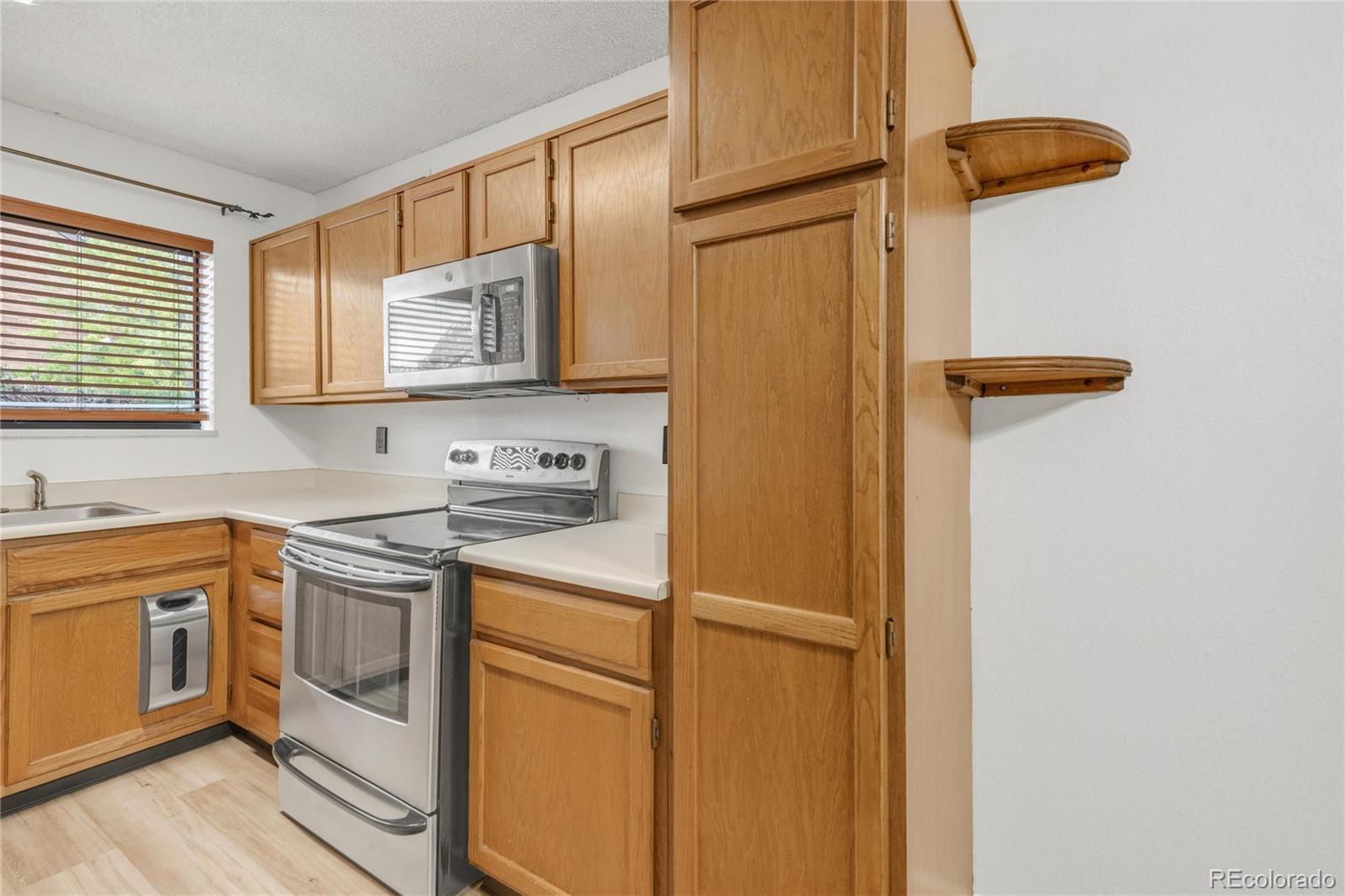 433 Wright Street #105, Lakewood, CO 80228, 2 Bedrooms Bedrooms, ,1 BathroomBathrooms,Residential,For Sale,Telluride,Wright,REC4607248