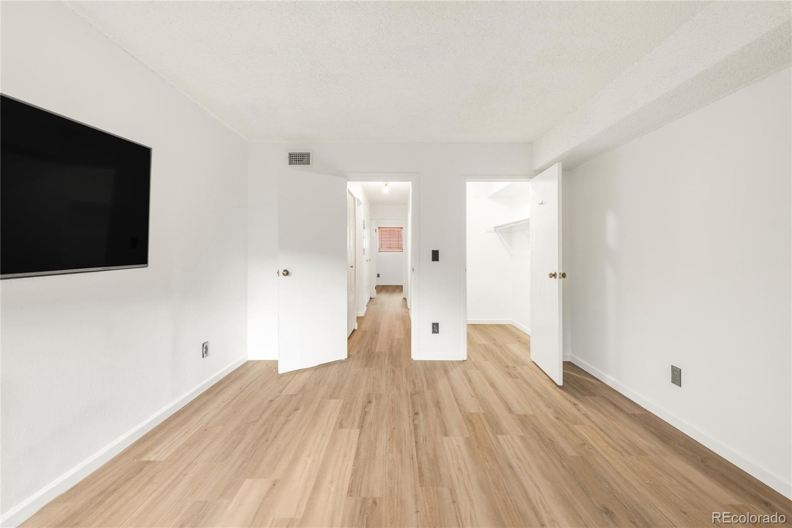 433 Wright Street #105, Lakewood, CO 80228, 2 Bedrooms Bedrooms, ,1 BathroomBathrooms,Residential,For Sale,Telluride,Wright,REC4607248