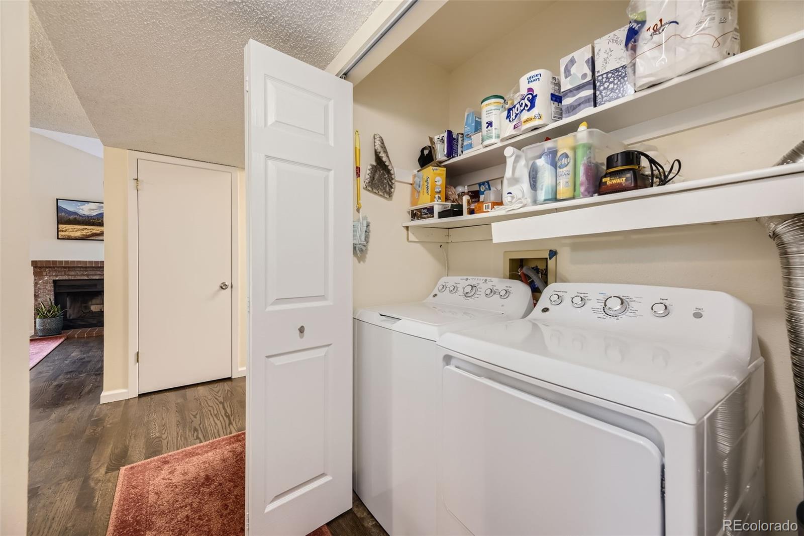 6890 Mississippi Avenue #D, Lakewood, CO 80226, 2 Bedrooms Bedrooms, ,1 BathroomBathrooms,Residential,For Sale,Mississippi,REC7856713