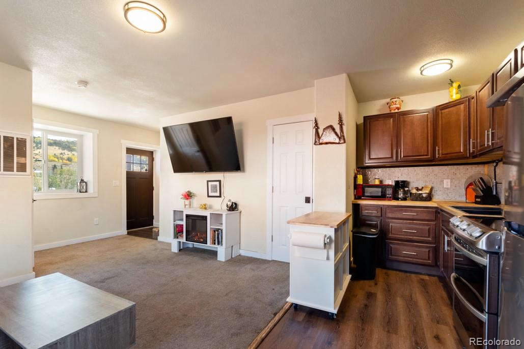 309 2nd Street, Cripple Creek, CO 80813, 2 Bedrooms Bedrooms, ,2 BathroomsBathrooms,Residential,For Sale,2nd,REC2015413