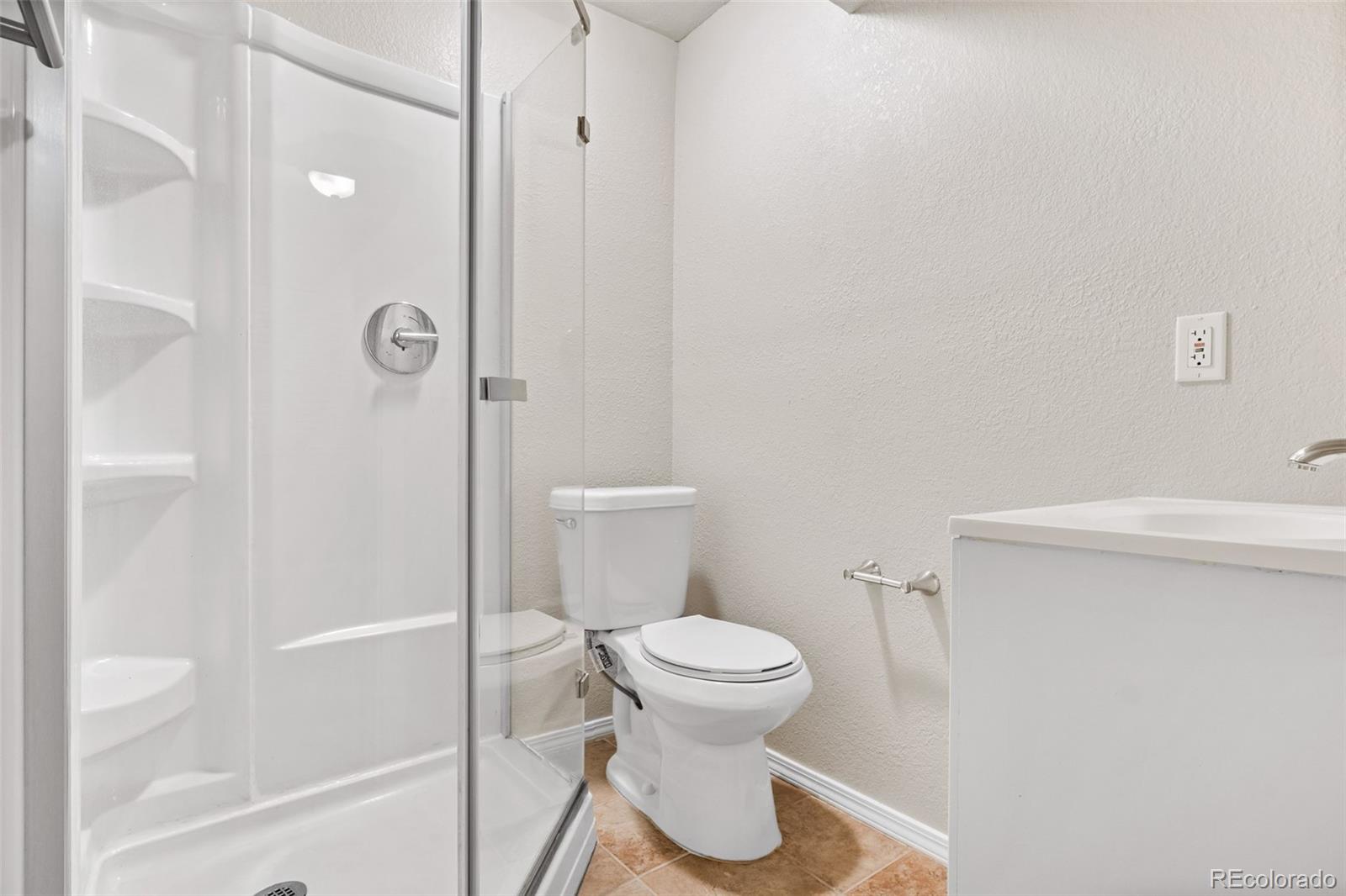 4244 Shawnee Court, Aurora, CO 80018, 4 Bedrooms Bedrooms, ,4 BathroomsBathrooms,Residential,For Sale,Shawnee,REC5522501