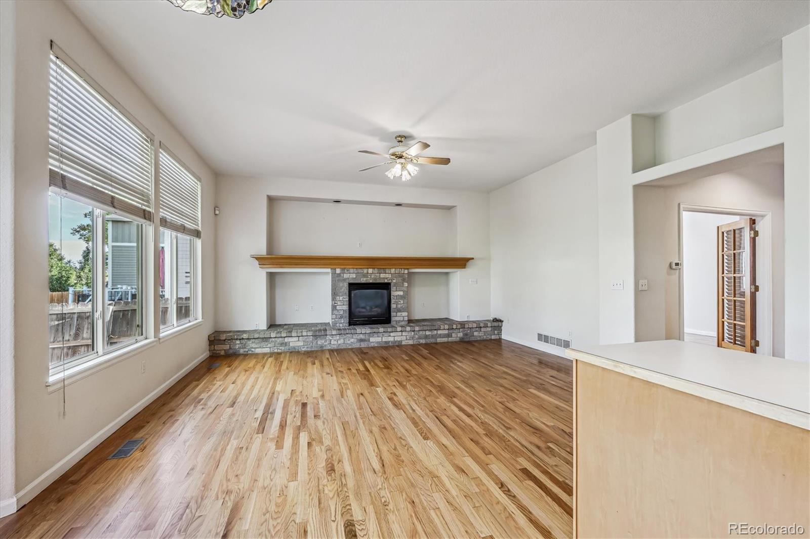 6447 Russell Way, Arvada, CO 80007, 4 Bedrooms Bedrooms, ,3 BathroomsBathrooms,Residential,For Sale,Russell,REC2686282