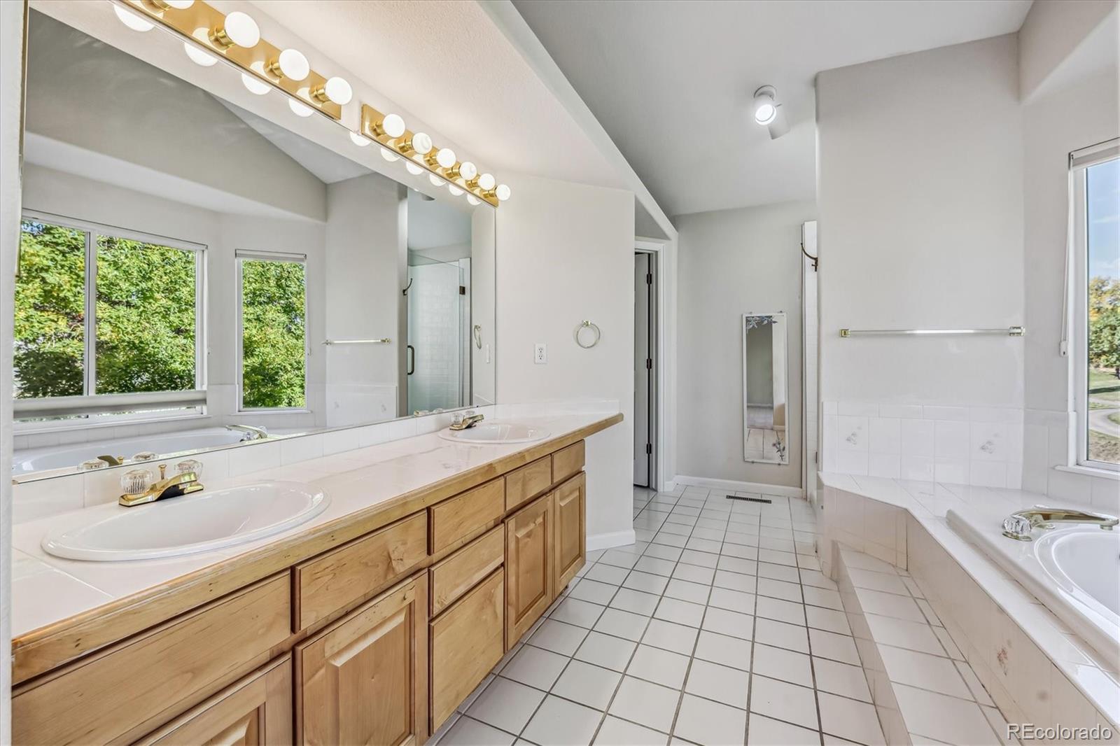 6447 Russell Way, Arvada, CO 80007, 4 Bedrooms Bedrooms, ,3 BathroomsBathrooms,Residential,For Sale,Russell,REC2686282