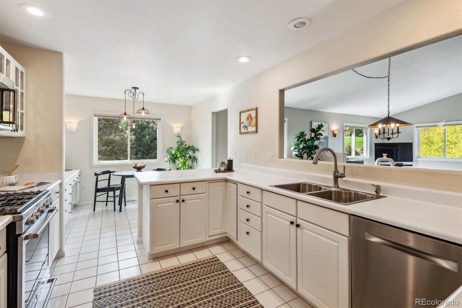 6820 Briar Rose Trail, Littleton, CO 80125, 2 Bedrooms Bedrooms, ,2 BathroomsBathrooms,Residential,For Sale,Briar Rose,REC9893713