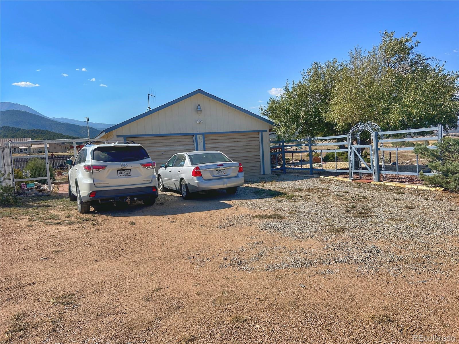 13440 County Rd 45, Coaldale, CO 81222, 3 Bedrooms Bedrooms, ,3 BathroomsBathrooms,Residential,For Sale,County Rd 45,REC6019637
