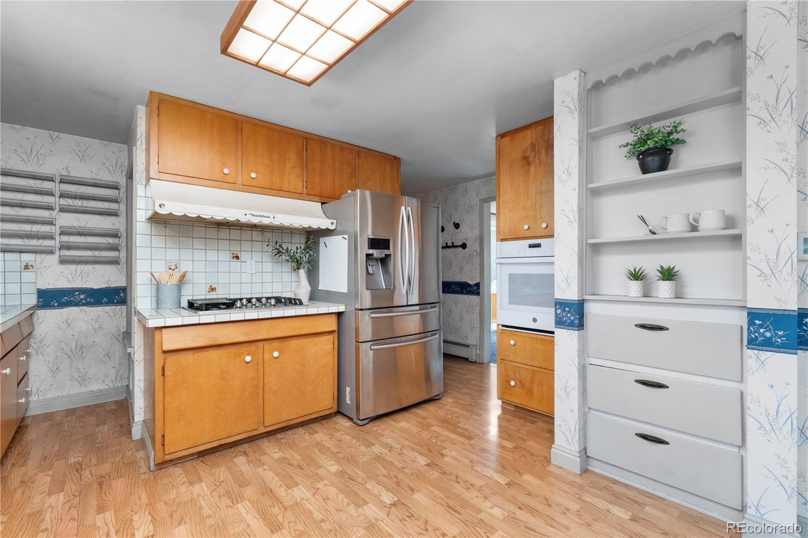 7302 Upham Court, Arvada, CO 80003, 3 Bedrooms Bedrooms, ,2 BathroomsBathrooms,Residential,For Sale,Upham,REC5062426