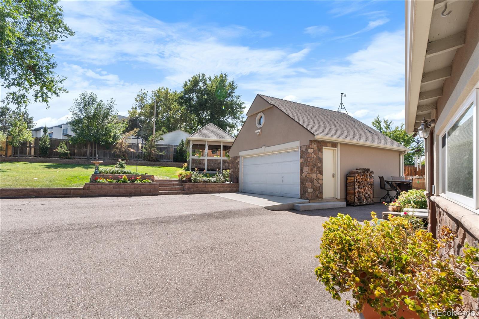 7302 Upham Court, Arvada, CO 80003, 3 Bedrooms Bedrooms, ,2 BathroomsBathrooms,Residential,For Sale,Upham,REC5062426