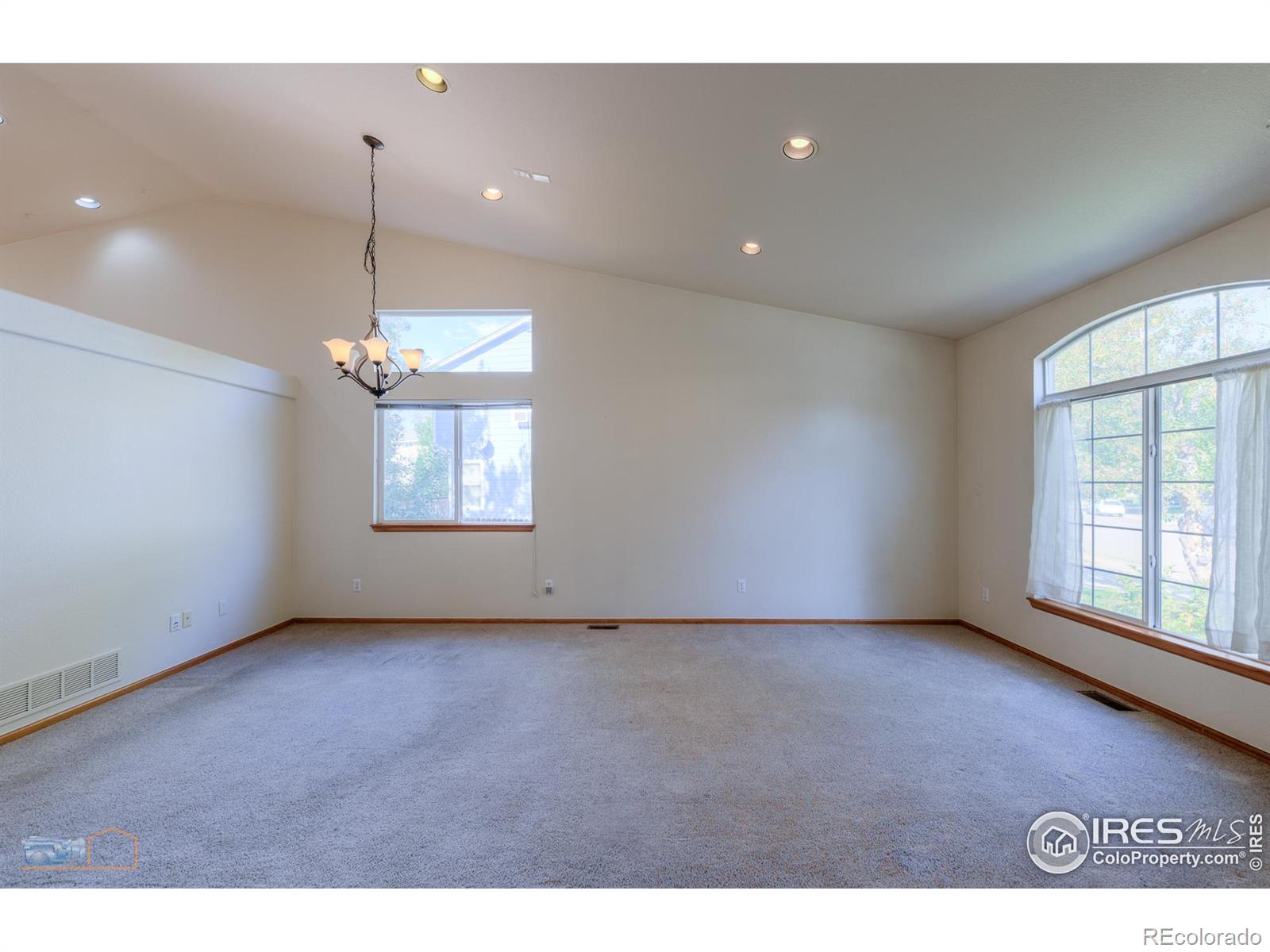701 Nelson Park Lane, Longmont, CO 80503, 3 Bedrooms Bedrooms, ,3 BathroomsBathrooms,Residential,For Sale,Nelson Park,RECIR1020509