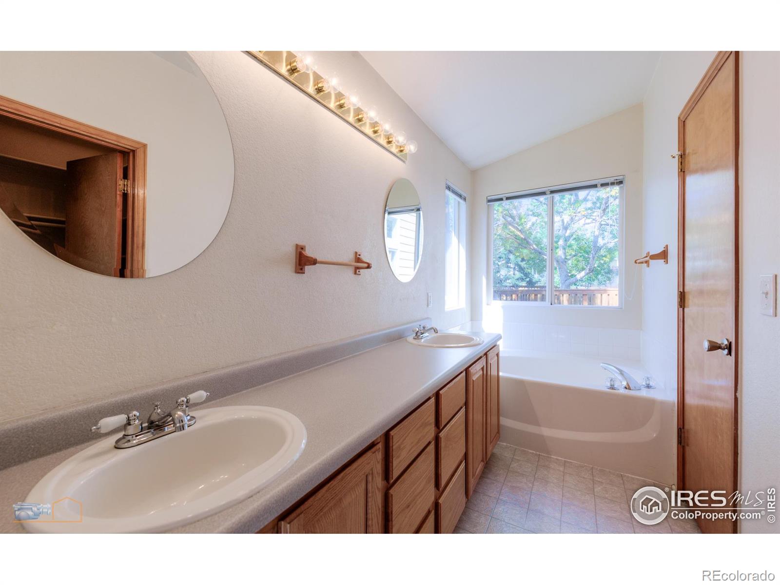701 Nelson Park Lane, Longmont, CO 80503, 3 Bedrooms Bedrooms, ,3 BathroomsBathrooms,Residential,For Sale,Nelson Park,RECIR1020509