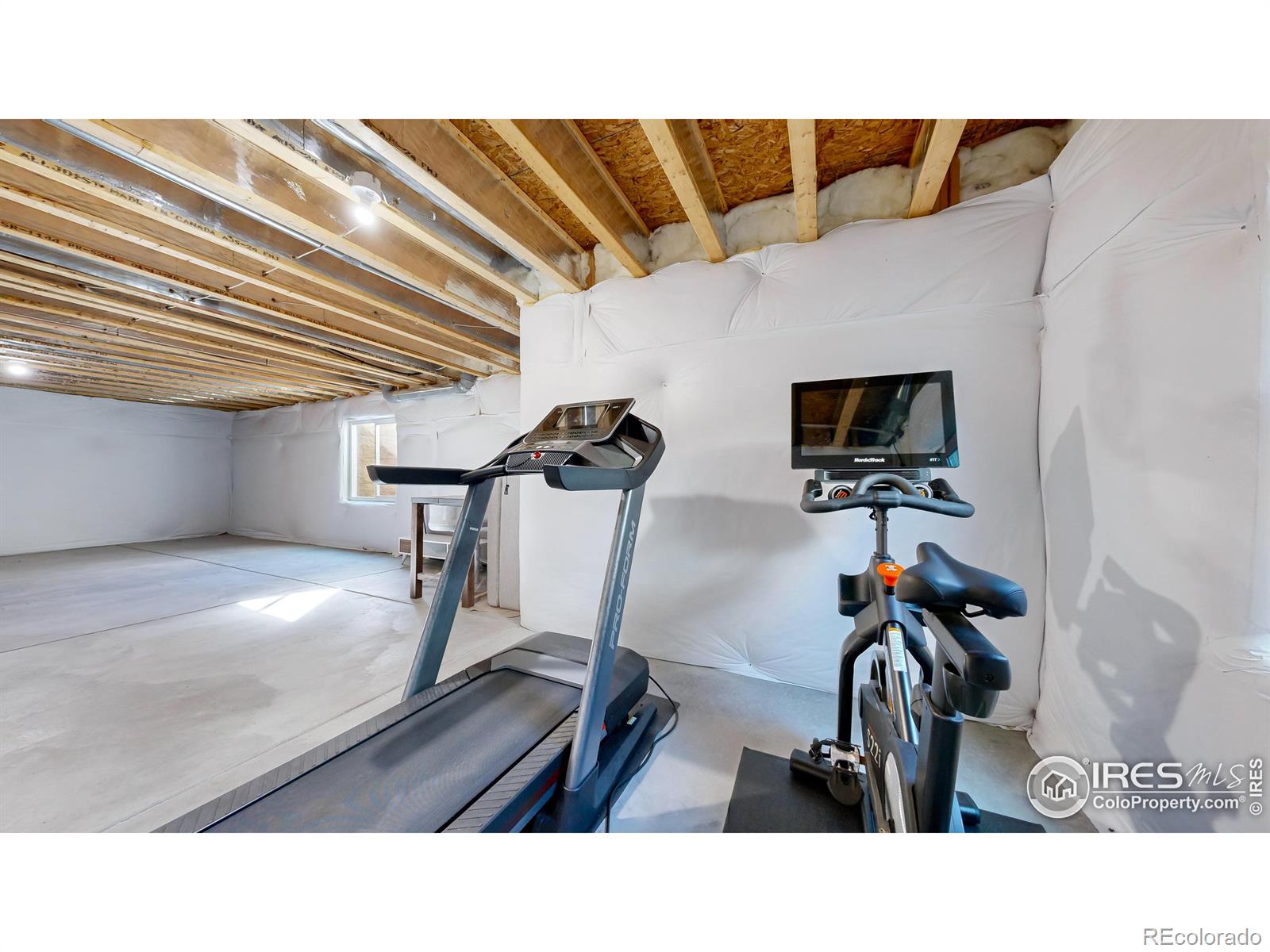 3183 Booth Falls Drive, Loveland, CO 80538, 3 Bedrooms Bedrooms, ,3 BathroomsBathrooms,Residential,For Sale,Booth Falls,RECIR1020322