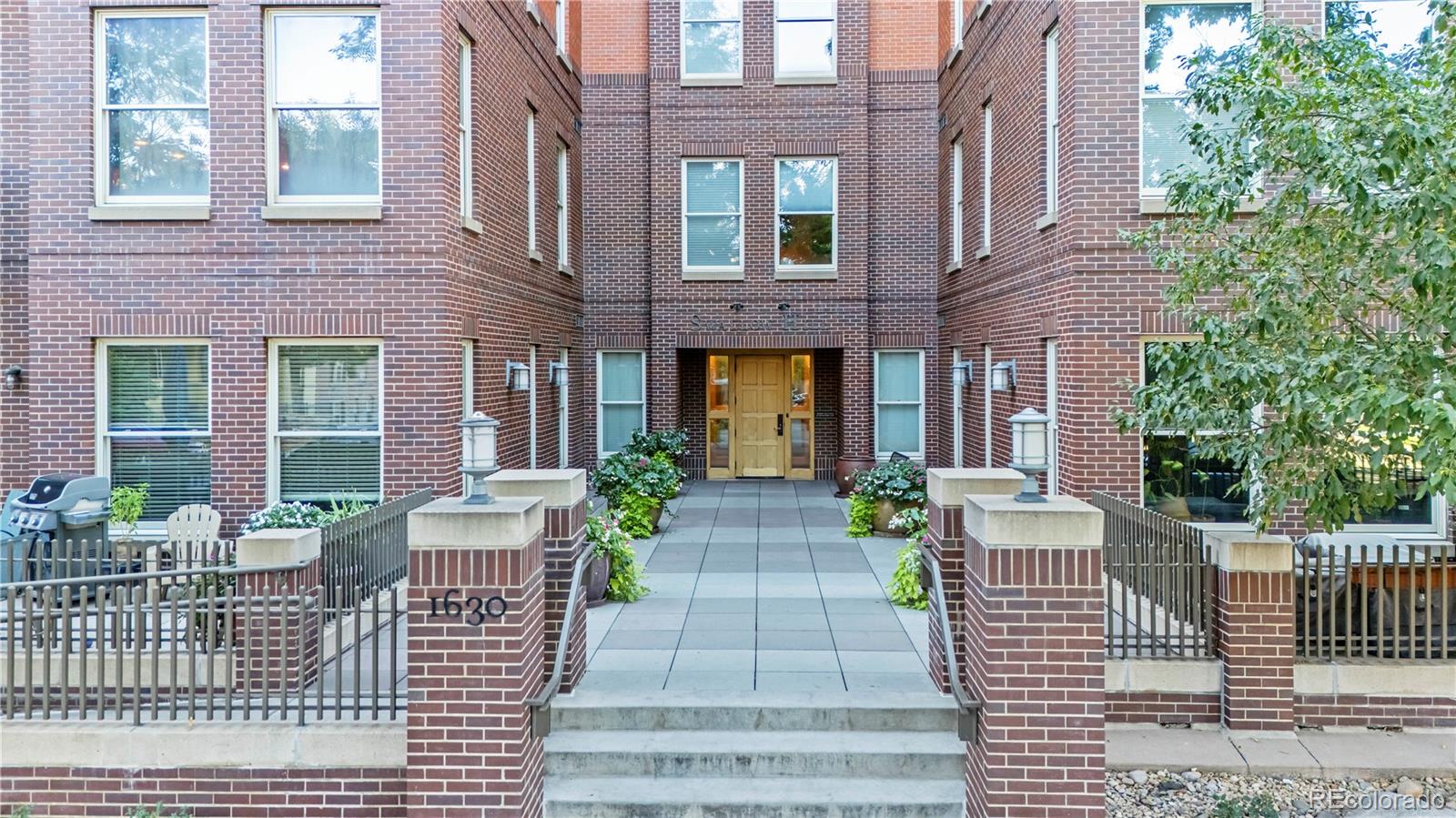 1630 N Clarkson Street #110, Denver, CO 80218, 2 Bedrooms Bedrooms, ,2 BathroomsBathrooms,Residential,For Sale,Clarkson,REC8429040