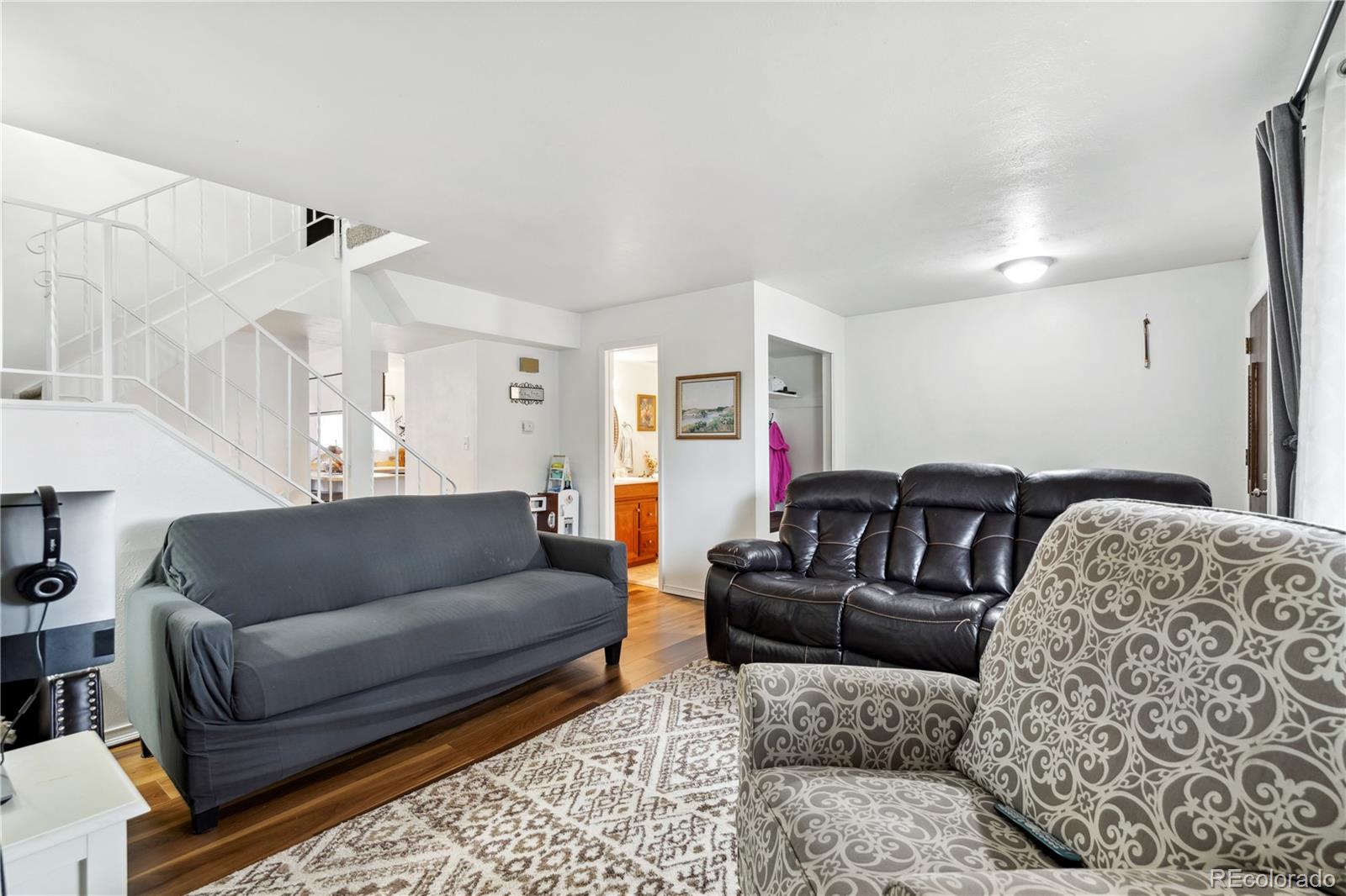 1832 Robb Street, Lakewood, CO 80215, 2 Bedrooms Bedrooms, ,3 BathroomsBathrooms,Residential,For Sale,Robb,REC8905689