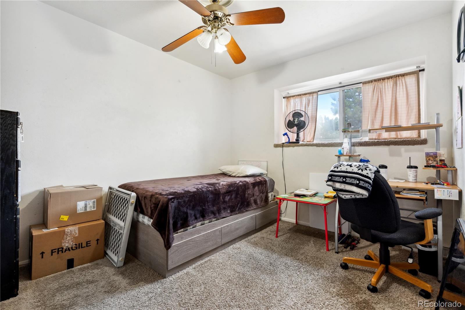1832 Robb Street, Lakewood, CO 80215, 2 Bedrooms Bedrooms, ,3 BathroomsBathrooms,Residential,For Sale,Robb,REC8905689