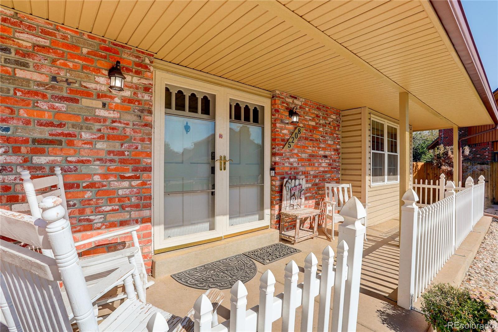 5208 S Yampa Court, Centennial, CO 80015, 4 Bedrooms Bedrooms, ,3 BathroomsBathrooms,Residential,For Sale,Yampa,REC6959139