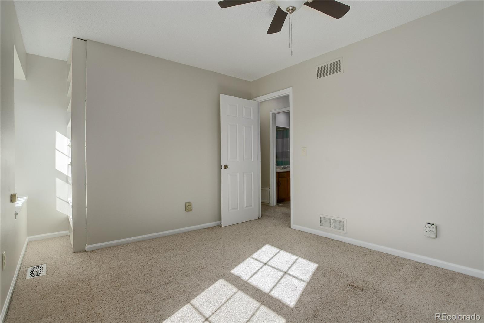 5208 S Yampa Court, Centennial, CO 80015, 4 Bedrooms Bedrooms, ,3 BathroomsBathrooms,Residential,For Sale,Yampa,REC6959139