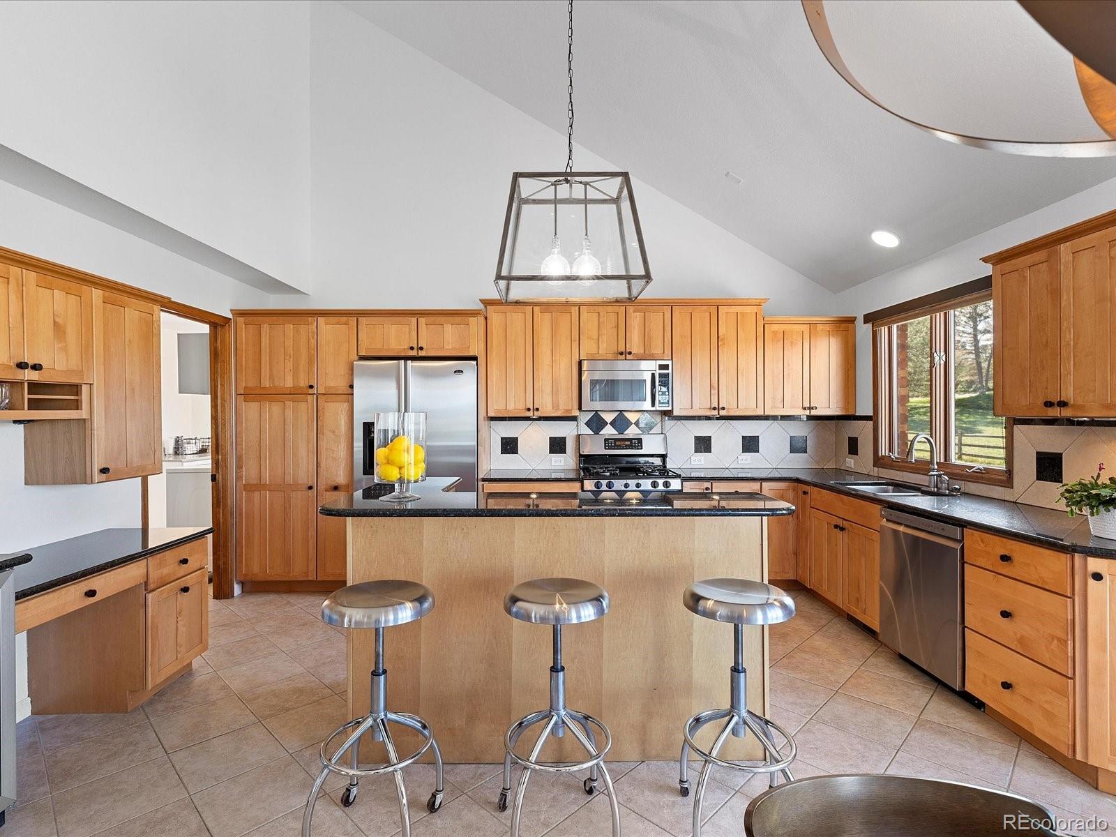 6741 S Chapparal W Circle, Centennial, CO 80016, 5 Bedrooms Bedrooms, ,4 BathroomsBathrooms,Residential,For Sale,Chapparal,REC2659730