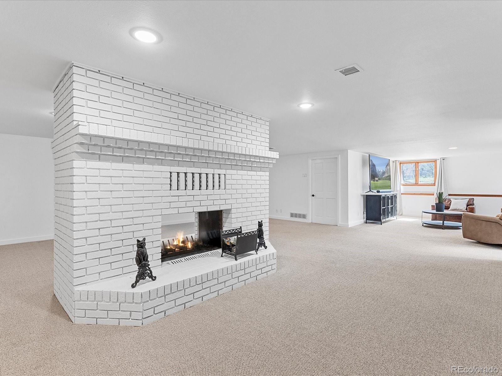 6741 S Chapparal W Circle, Centennial, CO 80016, 5 Bedrooms Bedrooms, ,4 BathroomsBathrooms,Residential,For Sale,Chapparal,REC2659730