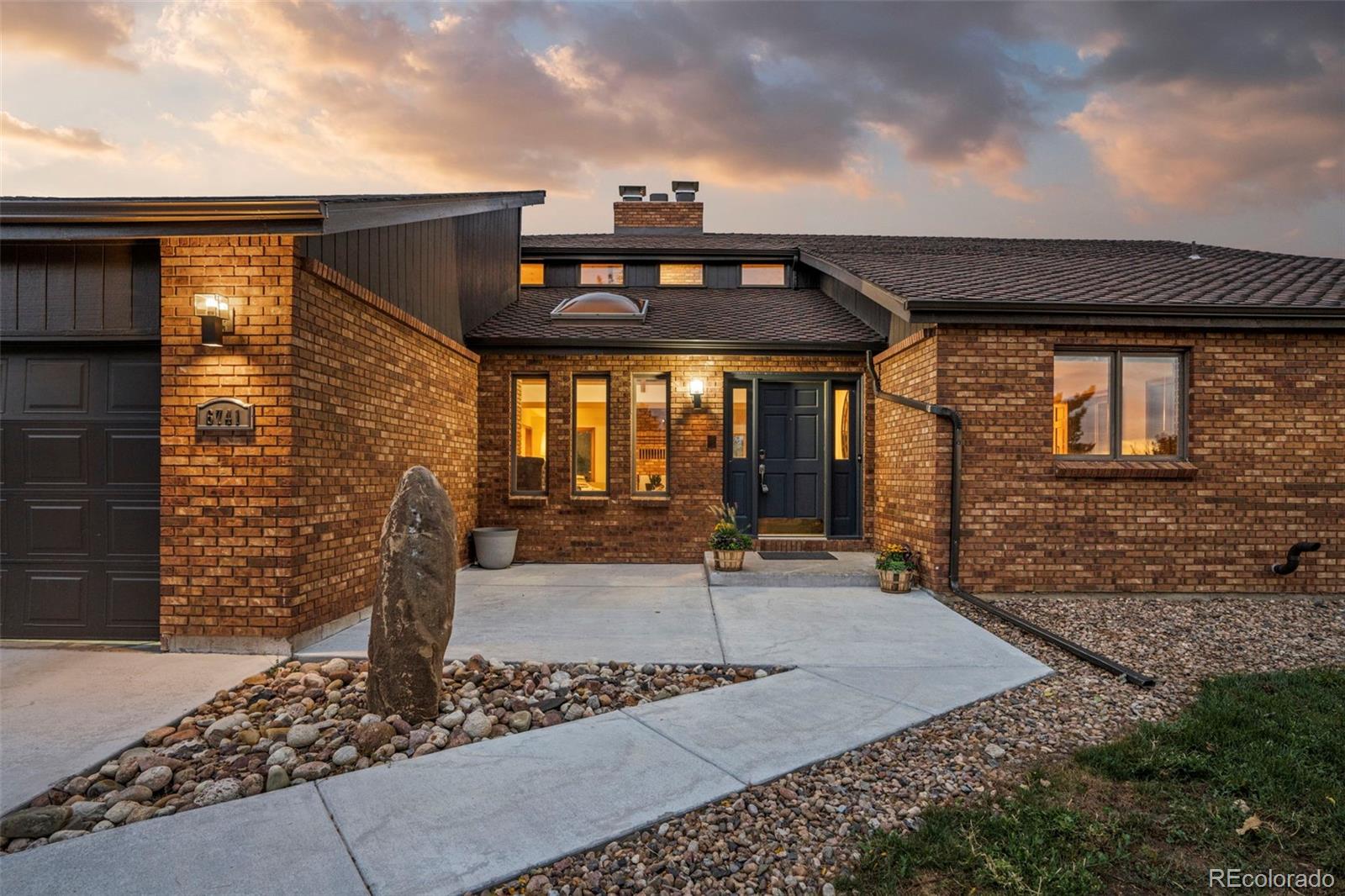 6741 S Chapparal W Circle, Centennial, CO 80016, 5 Bedrooms Bedrooms, ,4 BathroomsBathrooms,Residential,For Sale,Chapparal,REC2659730