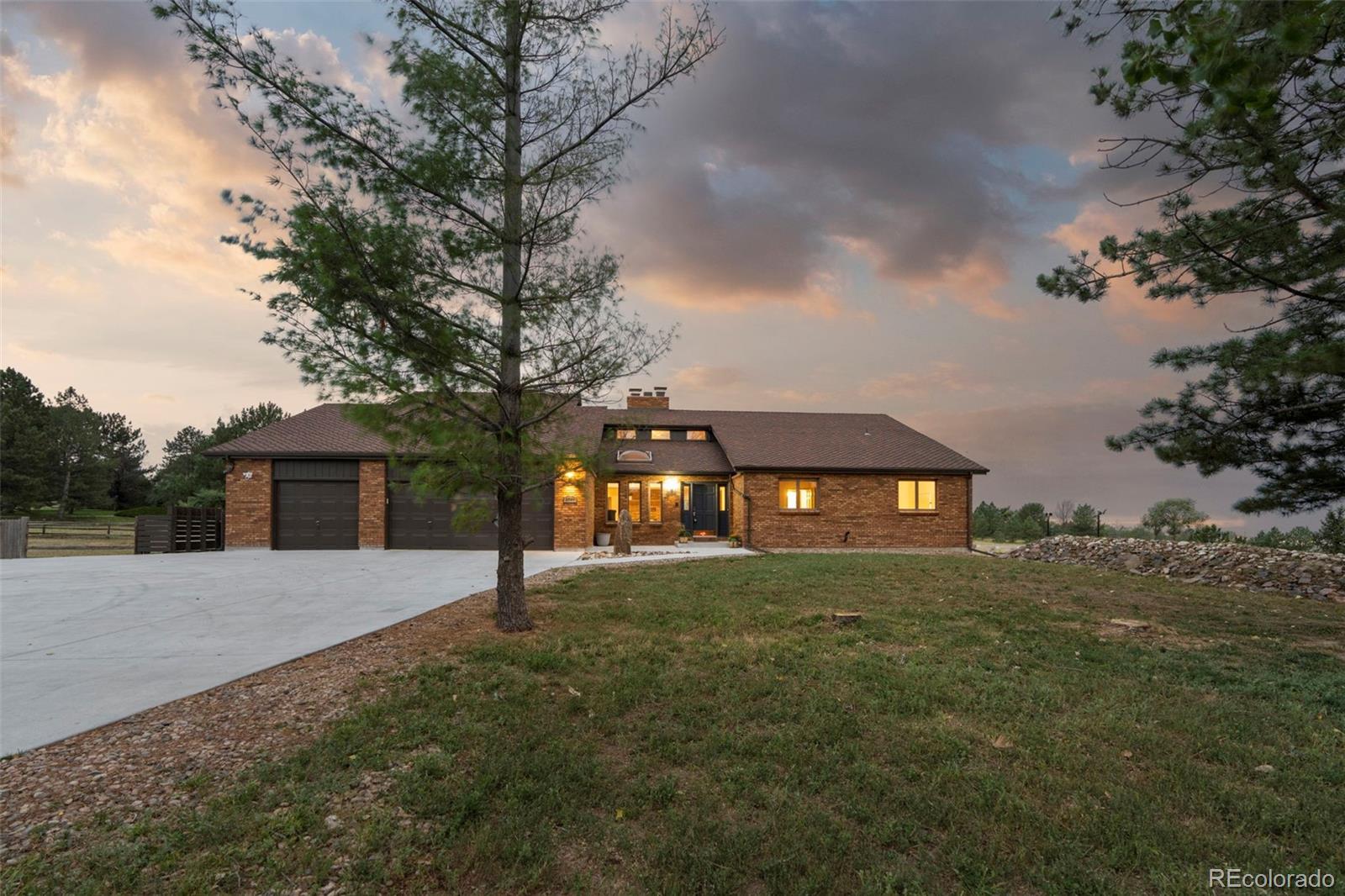 6741 S Chapparal W Circle, Centennial, CO 80016, 5 Bedrooms Bedrooms, ,4 BathroomsBathrooms,Residential,For Sale,Chapparal,REC2659730