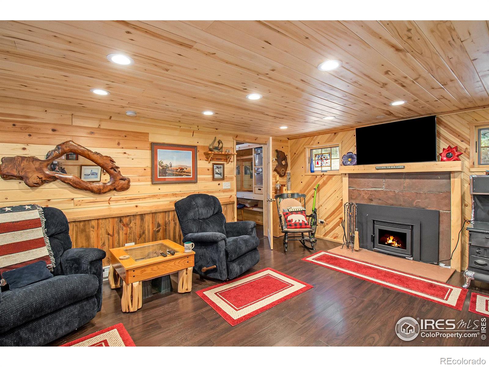 3154 Riverside Drive, Lyons, CO 80540, 3 Bedrooms Bedrooms, ,1 BathroomBathrooms,Residential,For Sale,Riverside,RECIR1020343