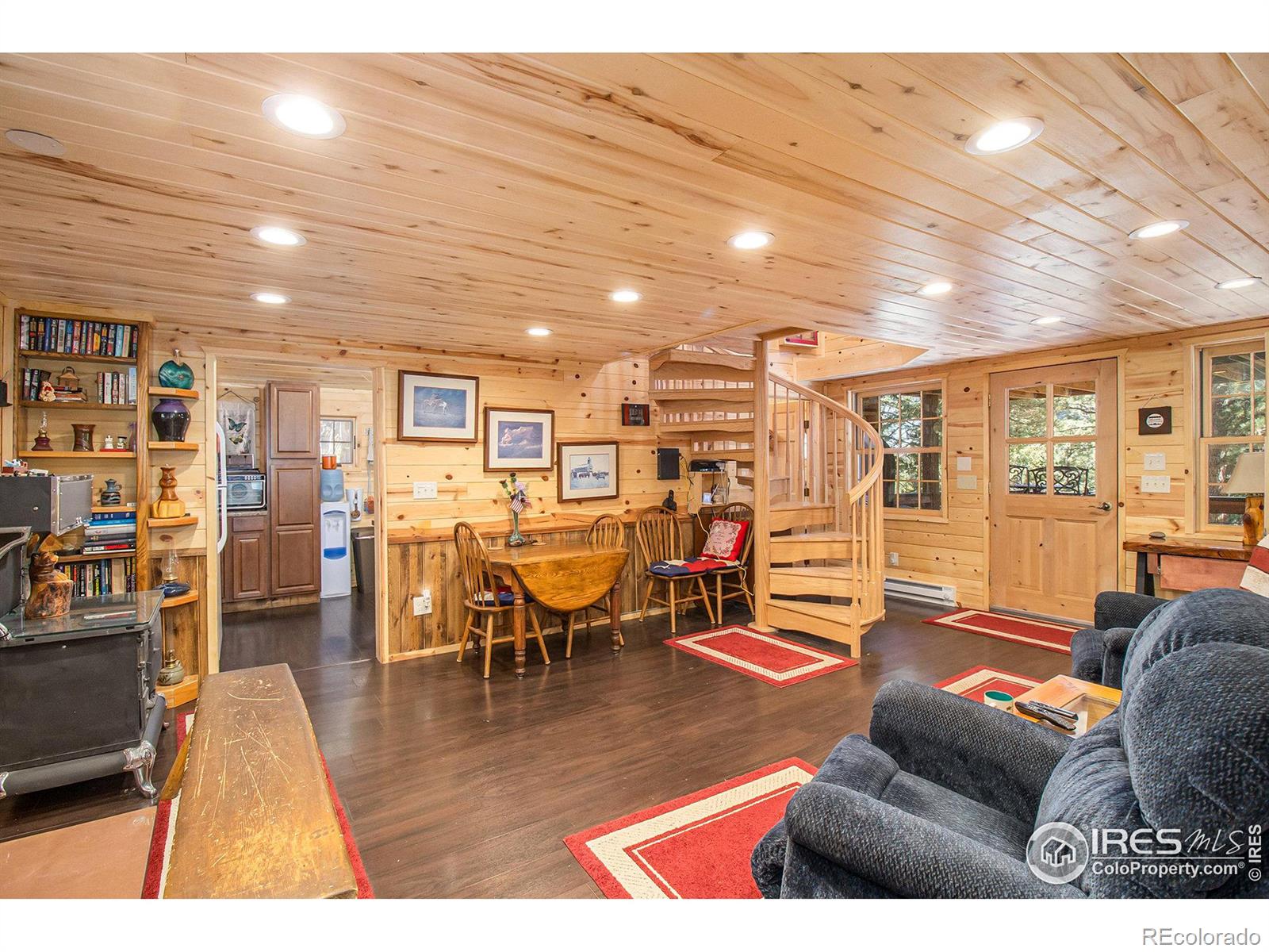 3154 Riverside Drive, Lyons, CO 80540, 3 Bedrooms Bedrooms, ,1 BathroomBathrooms,Residential,For Sale,Riverside,RECIR1020343