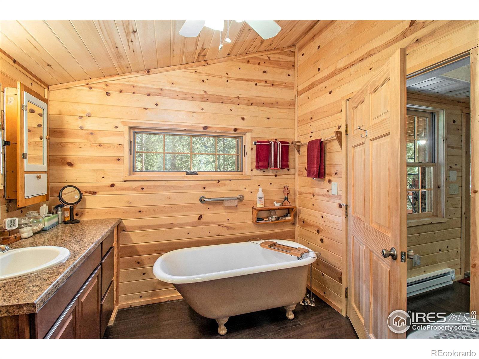 3154 Riverside Drive, Lyons, CO 80540, 3 Bedrooms Bedrooms, ,1 BathroomBathrooms,Residential,For Sale,Riverside,RECIR1020343