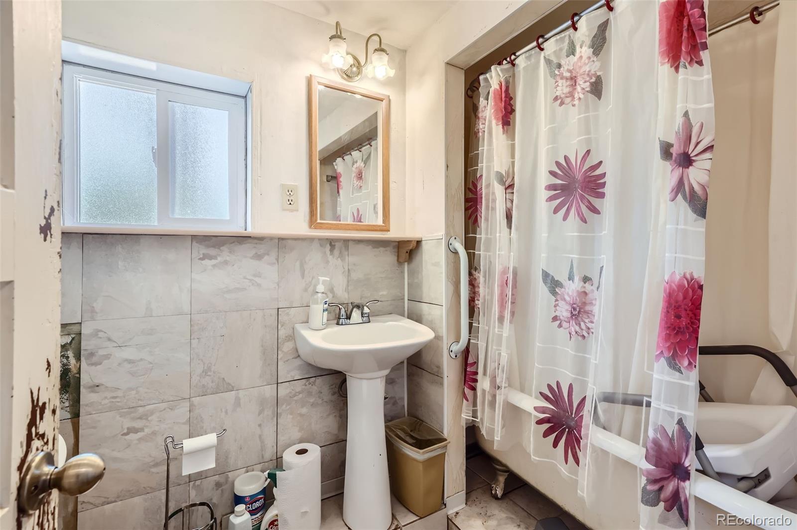 801 Panorama Drive, Golden, CO 80401, 3 Bedrooms Bedrooms, ,2 BathroomsBathrooms,Residential,For Sale,Panorama,REC7738190
