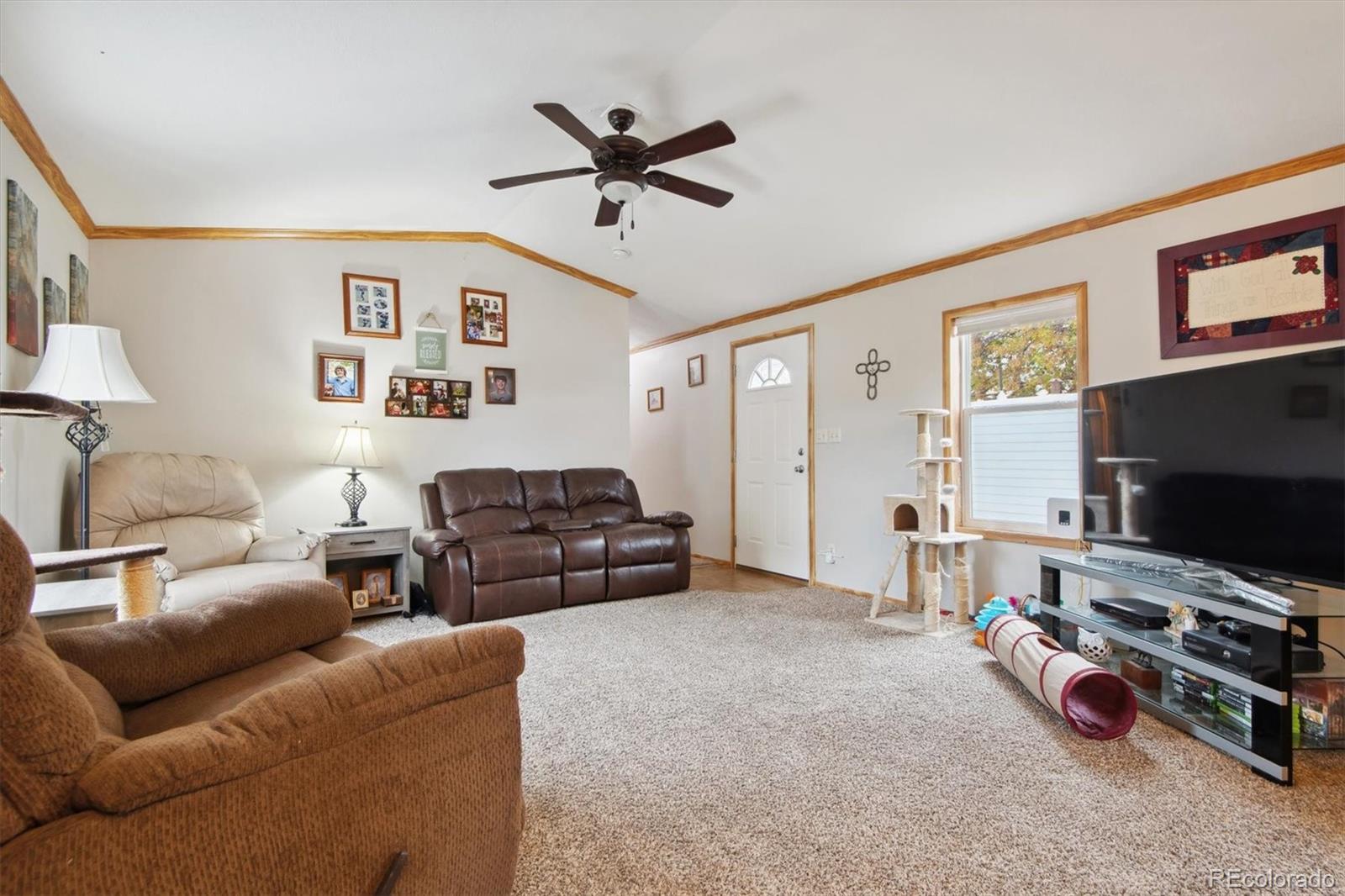 1201 Thornton Parkway, Thornton, CO 80260, 3 Bedrooms Bedrooms, ,2 BathroomsBathrooms,Residential,For Sale,Thornton,REC8772149