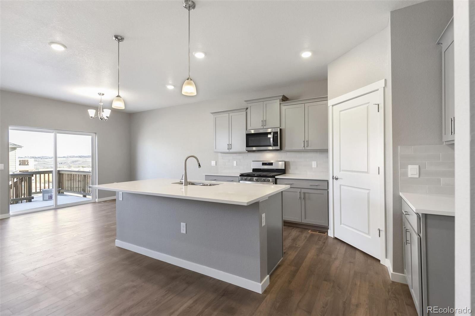 13448 Valentia Place, Thornton, CO 80602, 5 Bedrooms Bedrooms, ,3 BathroomsBathrooms,Residential,For Sale,Valentia,REC5634778