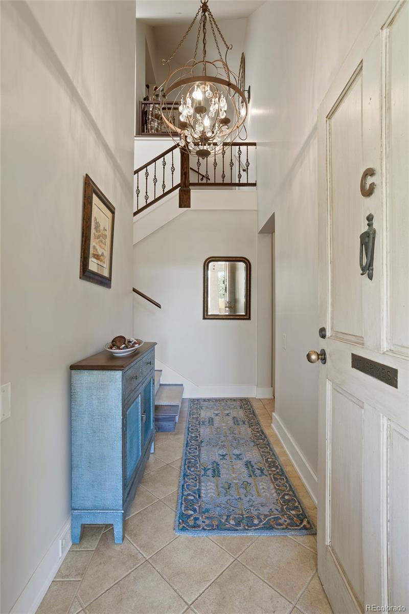 1004 Hummingbird Drive #C, Castle Rock, CO 80108, 2 Bedrooms Bedrooms, ,2 BathroomsBathrooms,Residential,For Sale,Hummingbird,REC5202212