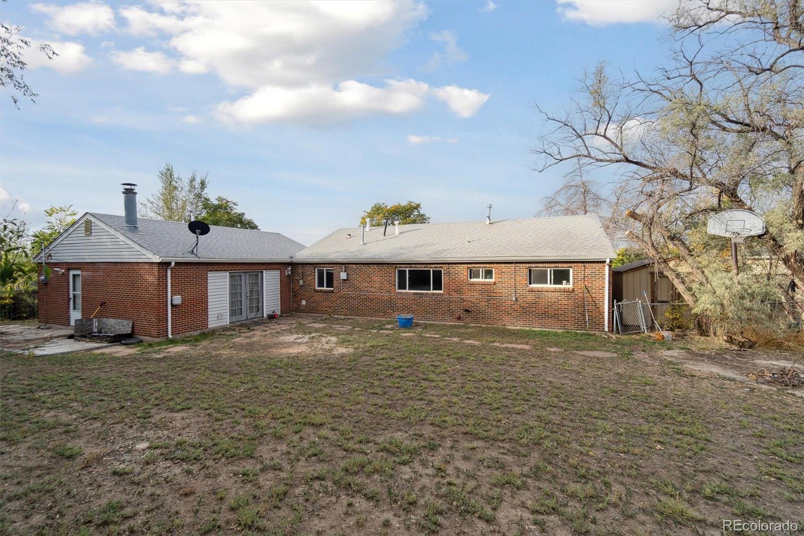 1530 90th Avenue, Thornton, CO 80229, 3 Bedrooms Bedrooms, ,2 BathroomsBathrooms,Residential,For Sale,90th,REC4251042