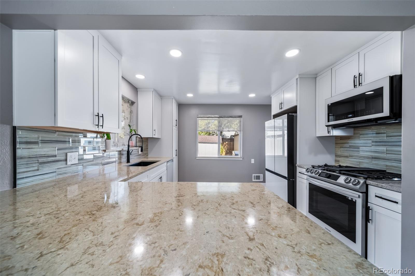 Restricted Address, 4 Bedrooms Bedrooms, ,2 BathroomsBathrooms,Residential,For Sale,67th,REC7638889