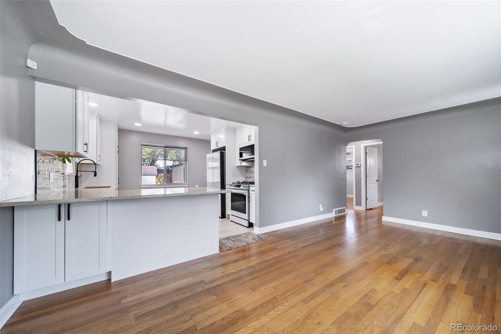 Restricted Address, 4 Bedrooms Bedrooms, ,2 BathroomsBathrooms,Residential,For Sale,67th,REC7638889