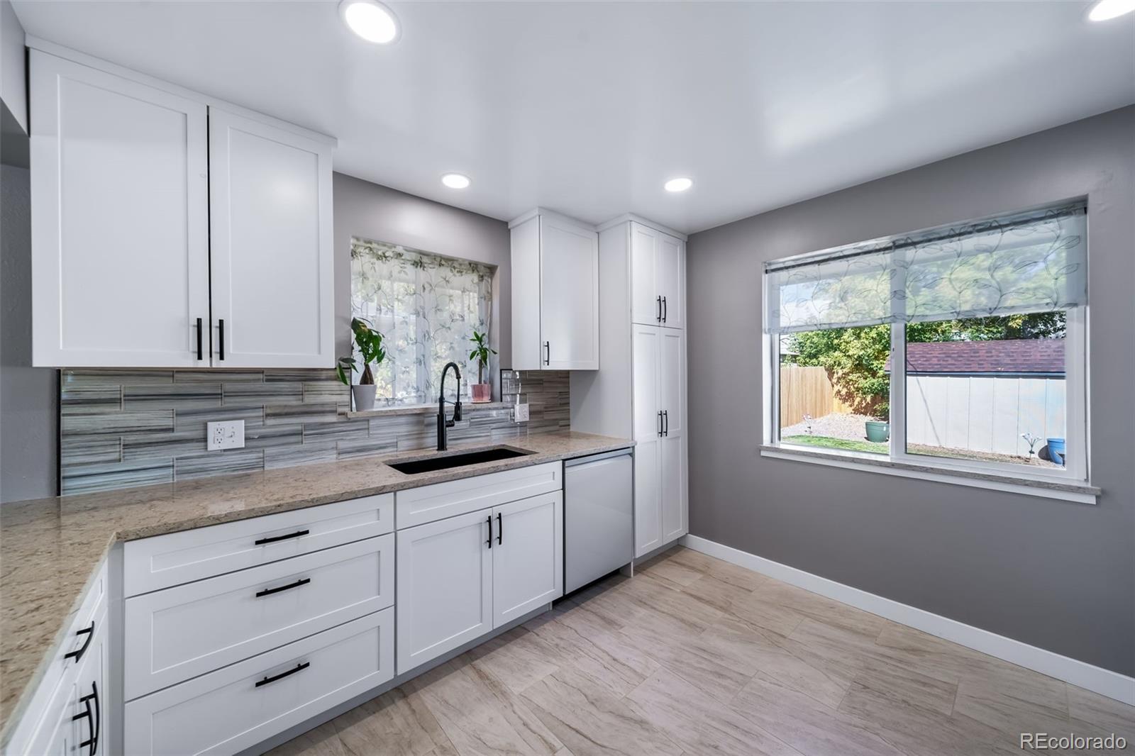 Restricted Address, 4 Bedrooms Bedrooms, ,2 BathroomsBathrooms,Residential,For Sale,67th,REC7638889