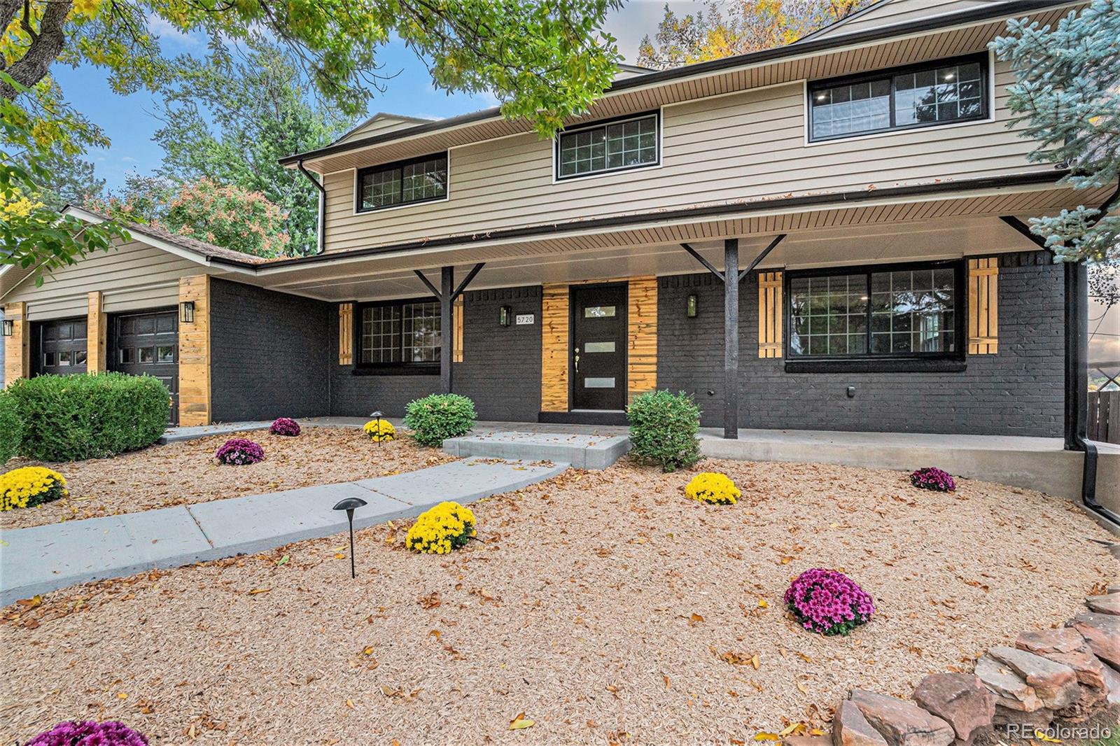 5720 Caley Avenue, Centennial, CO 80111, 4 Bedrooms Bedrooms, ,3 BathroomsBathrooms,Residential,For Sale,Caley,REC9090182