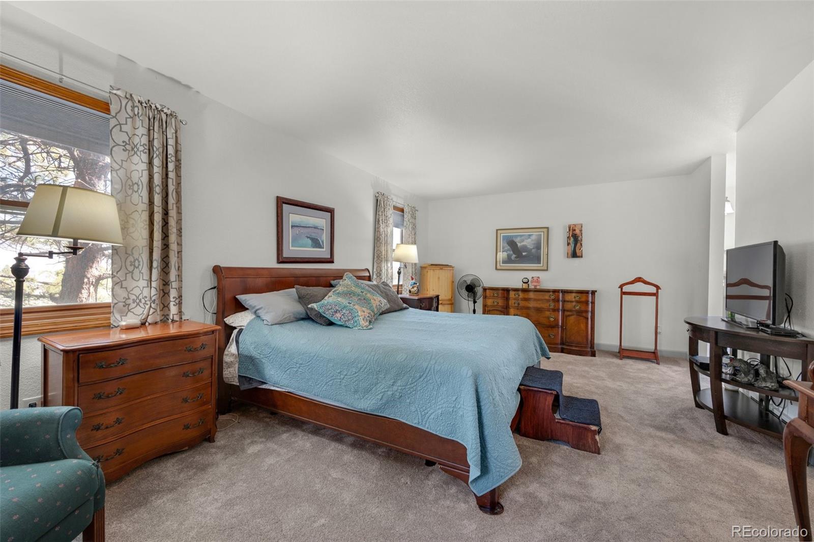 17645 Walden Way, Colorado Springs, CO 80908, 5 Bedrooms Bedrooms, ,3 BathroomsBathrooms,Residential,For Sale,Walden,REC4729979