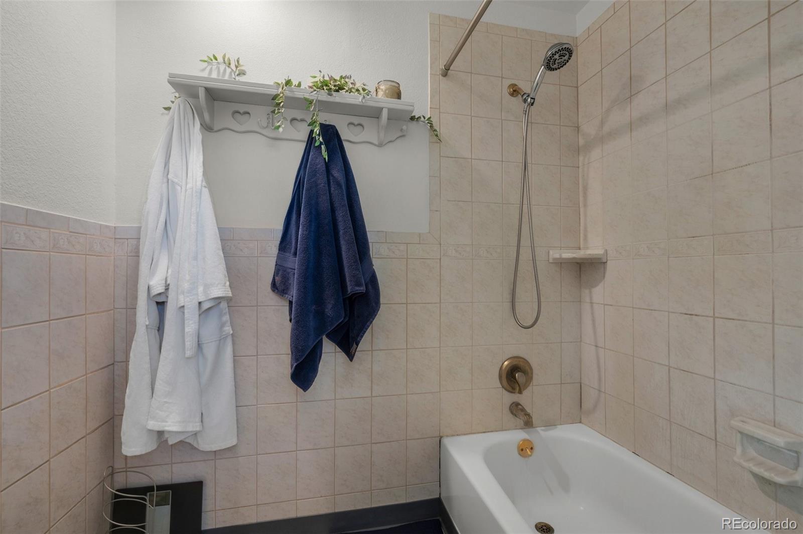 17645 Walden Way, Colorado Springs, CO 80908, 5 Bedrooms Bedrooms, ,3 BathroomsBathrooms,Residential,For Sale,Walden,REC4729979