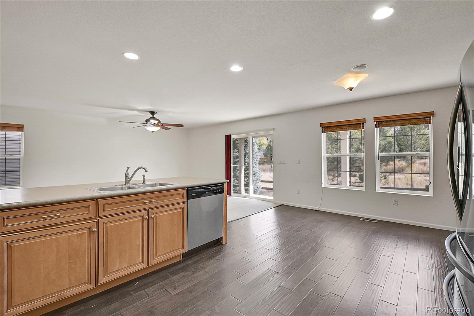 3445 Dinosaur, Castle Rock, CO 80109, 3 Bedrooms Bedrooms, ,3 BathroomsBathrooms,Residential,For Sale,Dinosaur,REC5259177