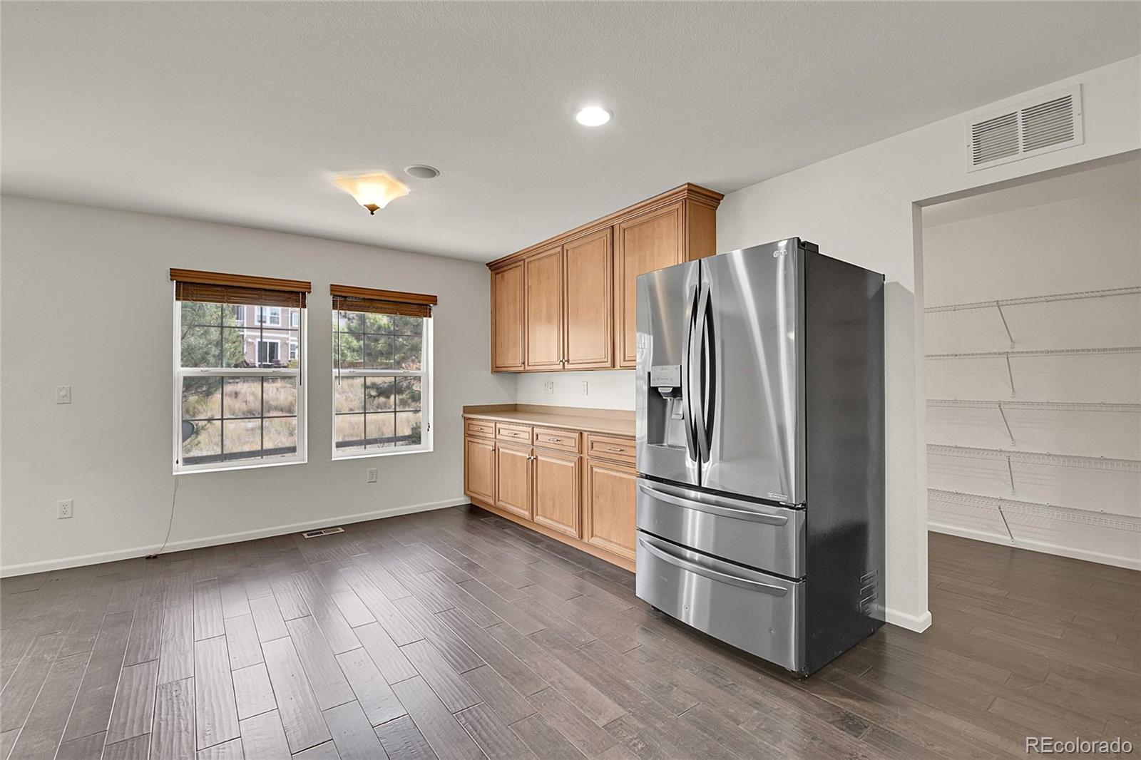3445 Dinosaur, Castle Rock, CO 80109, 3 Bedrooms Bedrooms, ,3 BathroomsBathrooms,Residential,For Sale,Dinosaur,REC5259177