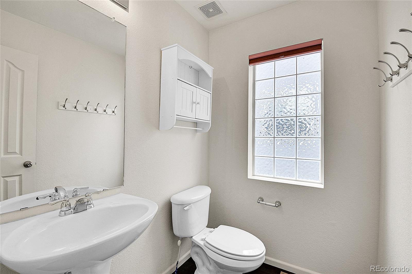 3445 Dinosaur, Castle Rock, CO 80109, 3 Bedrooms Bedrooms, ,3 BathroomsBathrooms,Residential,For Sale,Dinosaur,REC5259177