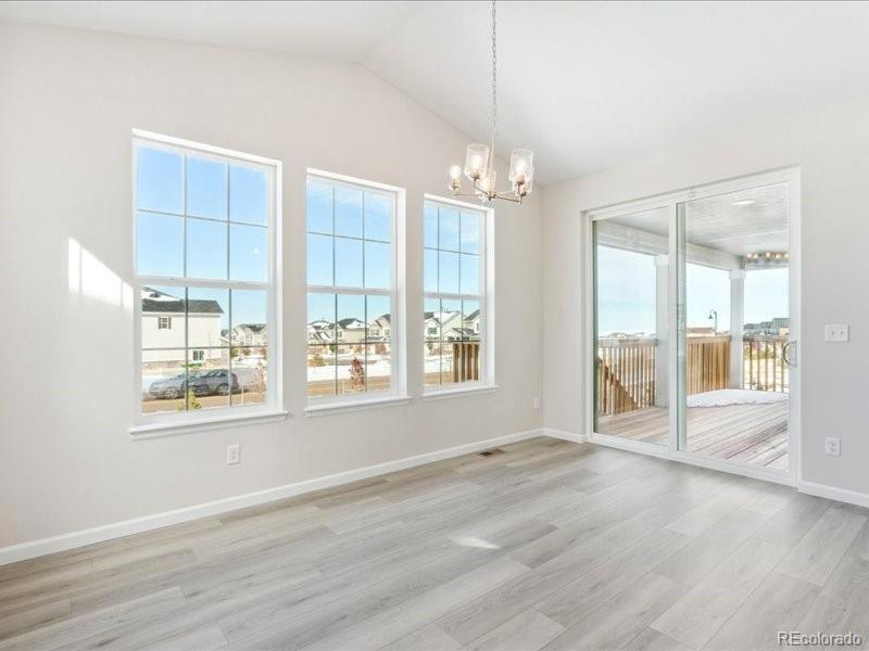 7345 Waterloo Way, Aurora, CO 80016, 5 Bedrooms Bedrooms, ,5 BathroomsBathrooms,Residential,For Sale,Waterloo,REC6256116
