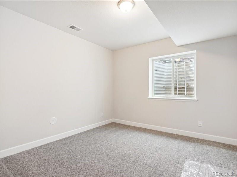 7345 Waterloo Way, Aurora, CO 80016, 5 Bedrooms Bedrooms, ,5 BathroomsBathrooms,Residential,For Sale,Waterloo,REC6256116