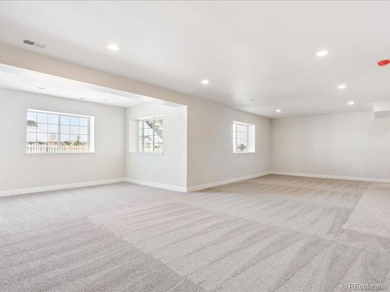 7345 Waterloo Way, Aurora, CO 80016, 5 Bedrooms Bedrooms, ,5 BathroomsBathrooms,Residential,For Sale,Waterloo,REC6256116