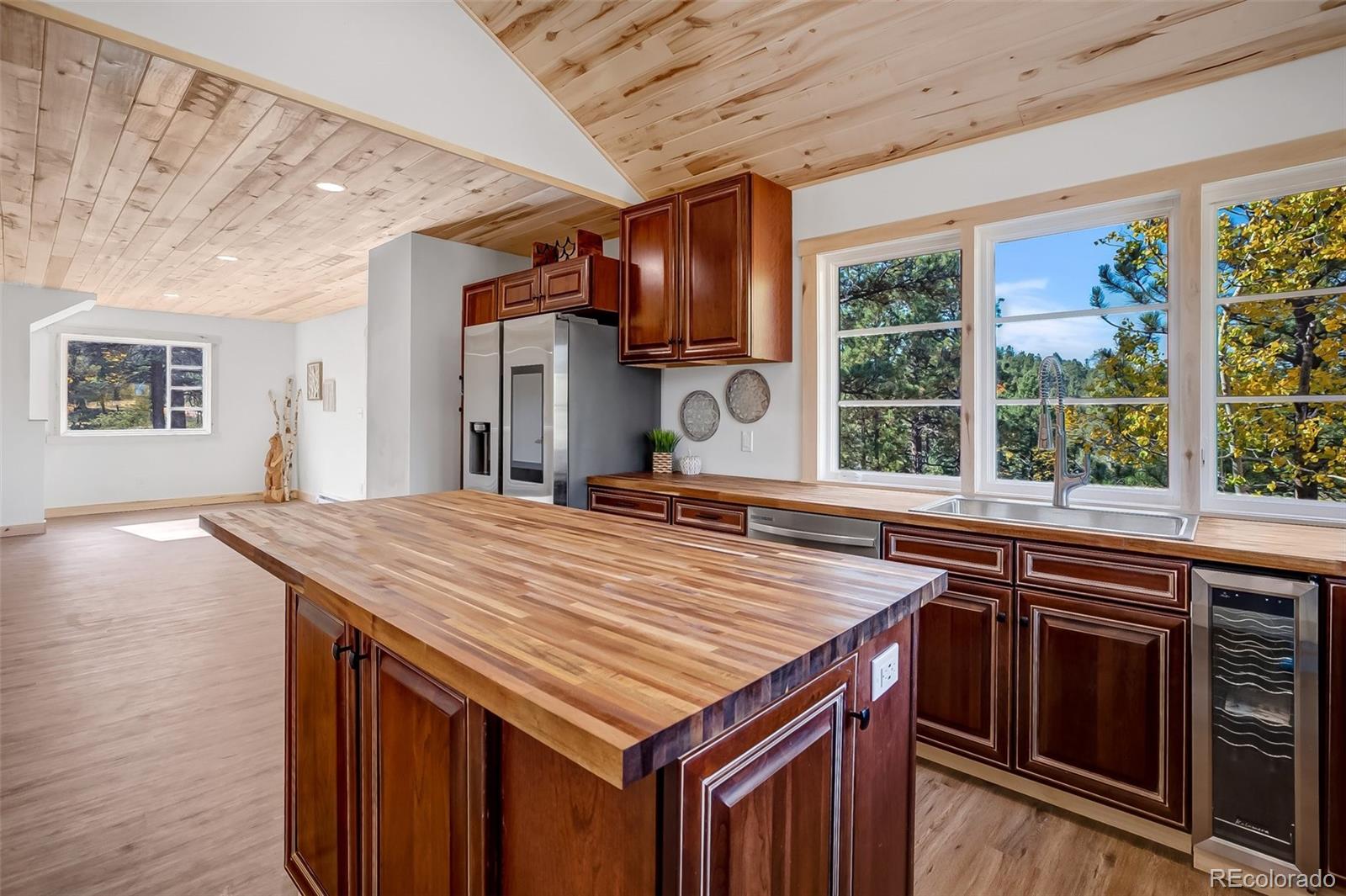 475 Crystal Drive, Cripple Creek, CO 80813, 3 Bedrooms Bedrooms, ,2 BathroomsBathrooms,Residential,For Sale,Crystal,REC8843156