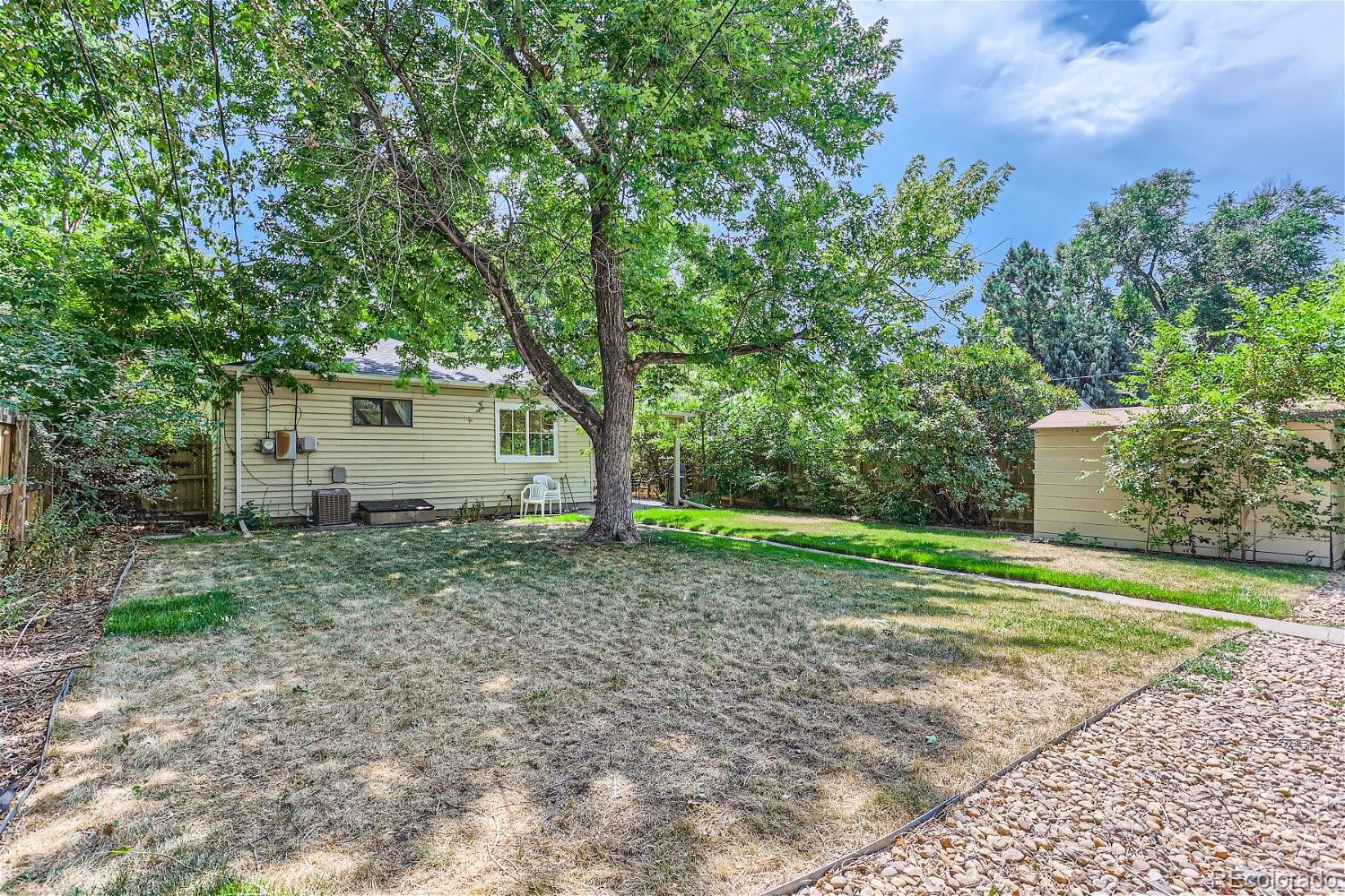 1525 S Bellaire Street, Denver, CO 80222, 3 Bedrooms Bedrooms, ,2 BathroomsBathrooms,Residential,For Sale,Bellaire,REC6008868
