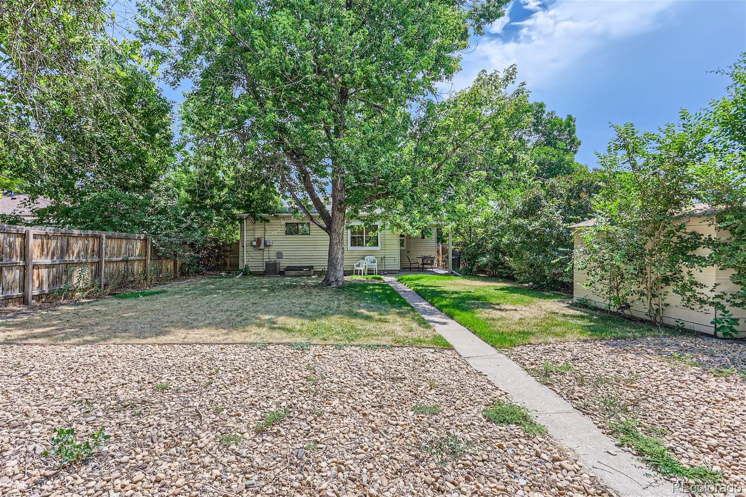 1525 S Bellaire Street, Denver, CO 80222, 3 Bedrooms Bedrooms, ,2 BathroomsBathrooms,Residential,For Sale,Bellaire,REC6008868
