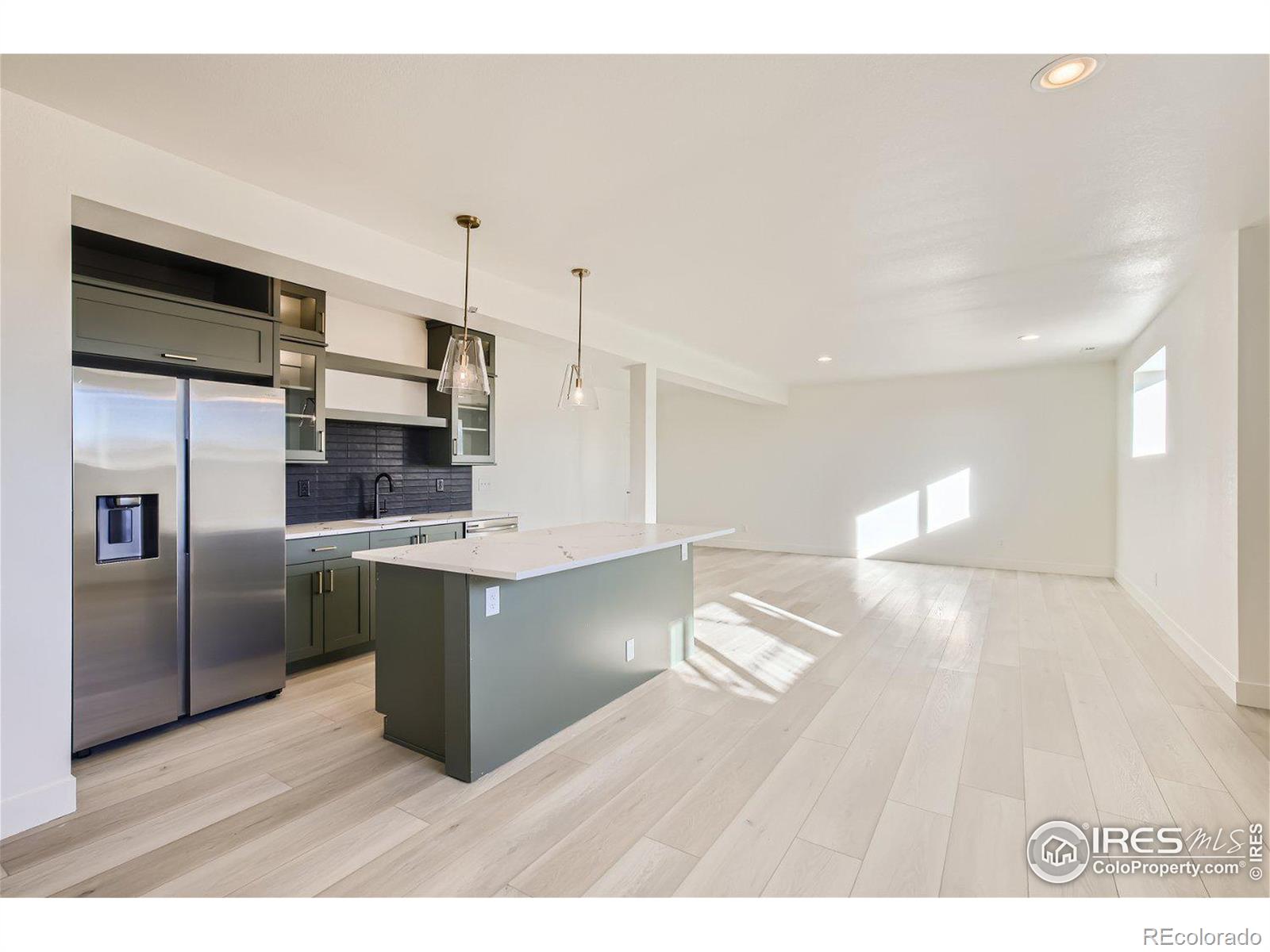 781 Clydesdale Drive, Windsor, CO 80550, 5 Bedrooms Bedrooms, ,4 BathroomsBathrooms,Residential,For Sale,Clydesdale,RECIR1020662